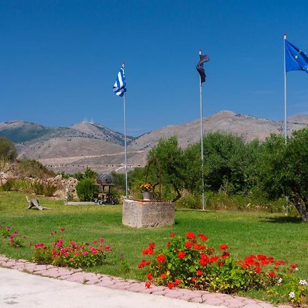 Casa Di Colona - Κόκκινο Lejlighed Lixouri Eksteriør billede